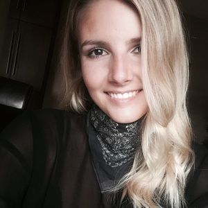 Meet your Posher, Hannah